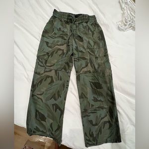 Sanctuary wide leg with drawstring and side pockets pants